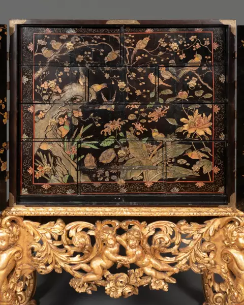Cabinet en laque de Coromandel vers 1680-1700