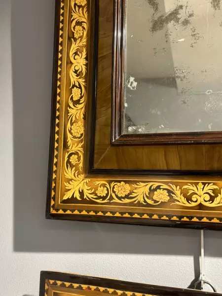 Paire de miroirs en marqueterie, Dauphiné époque Louis XIV