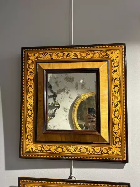 Paire de miroirs en marqueterie, Dauphiné époque Louis XIV