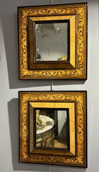 Paire de miroirs en marqueterie, Dauphiné époque Louis XIV