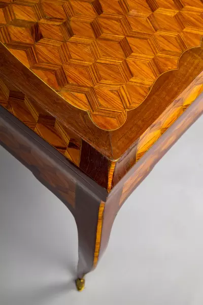 Table tric-trac de voyage à système P.Denizot vers 1770