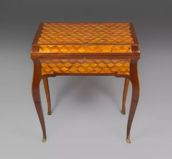 Table tric-trac de voyage à système P.Denizot vers 1770