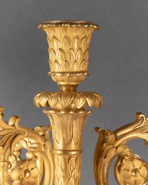 Série de quatre appliques aux enfants ailés, Paris époque Empire