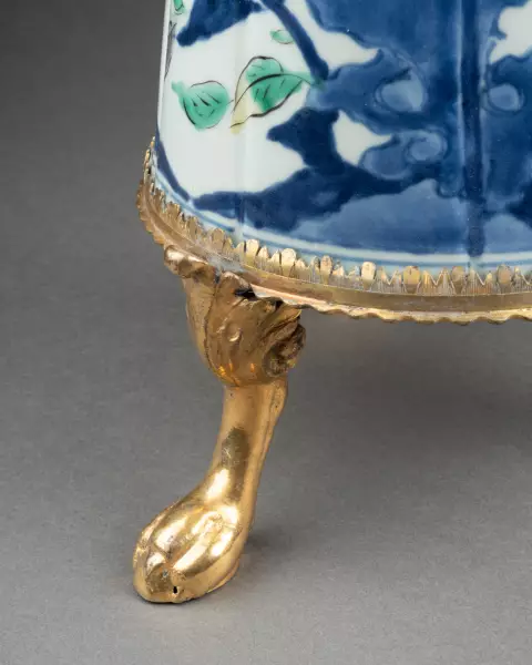 Fontaine à café en porcelaine du Japon, vers 1700