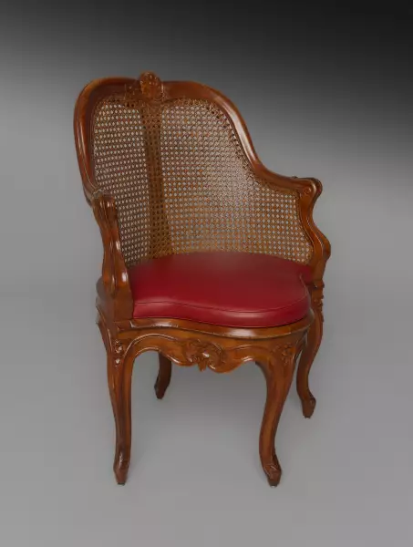 Fauteuil de bureau par Jean Boucault, Paris époque Louis XV