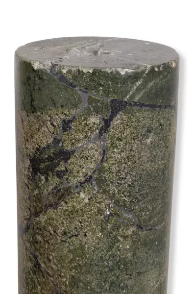 Paire de colonnes en serpentinite, Italie avant le 17e siècle