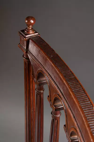 Paire de chaises en acajou massif par G. Jacob, vers 1780