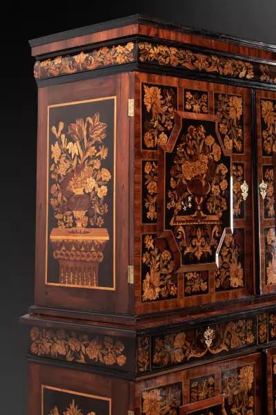 Buffet deux corps en marqueterie, attribué à Thomas Hache vers 1690