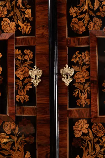 Buffet deux corps en marqueterie, attribué à Thomas Hache vers 1690