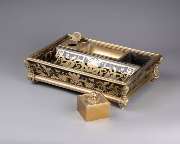 Encrier en marqueterie Boulle, Paris fin de l’époque Louis XIV
