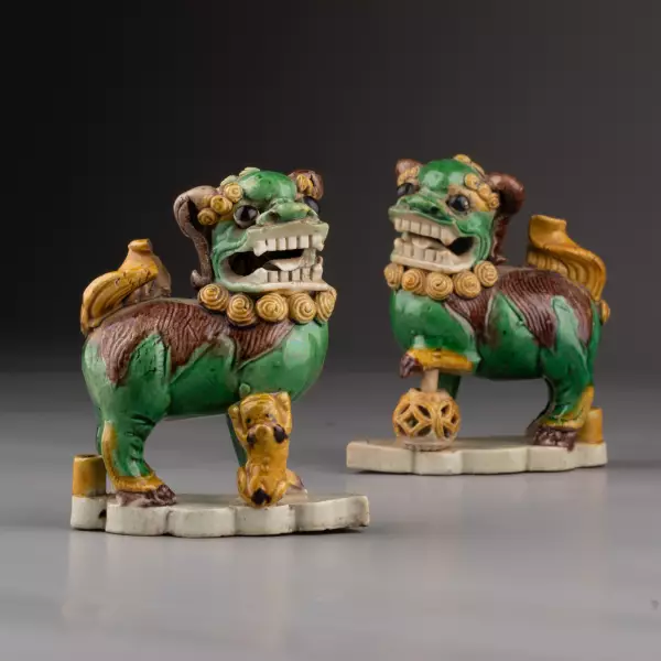 Paire de chiens de Fö, Collection Rothschild, Chine époque Kangxi