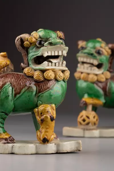 Paire de chiens de Fö, Collection Rothschild, Chine époque Kangxi