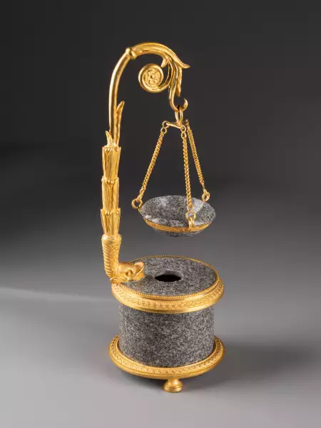 Brûle parfum à l’antique en pierre dure et bronze doré, Vienne vers 1810