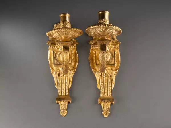 Série de quatre appliques en bronze, Paris époque Régence