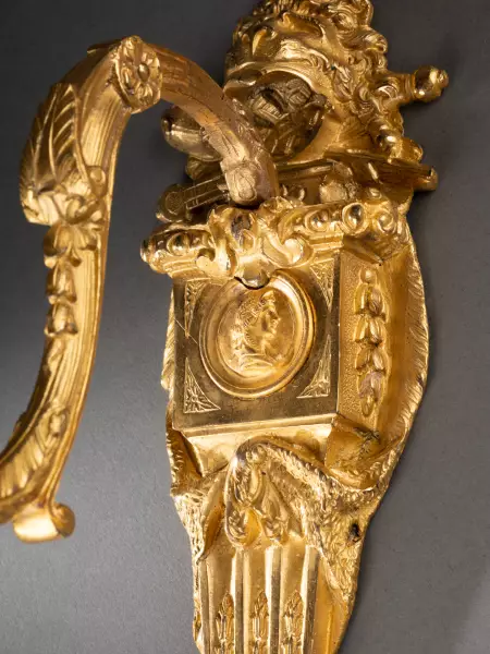 Série de quatre appliques en bronze, Paris époque Régence