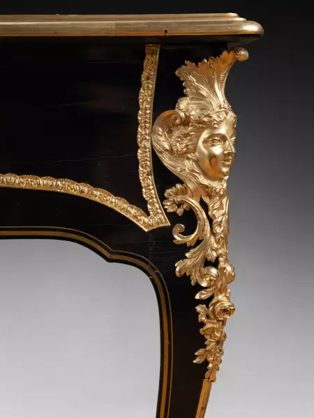 Bureau plat en placage d’ébène, François Lieutaud vers 1720