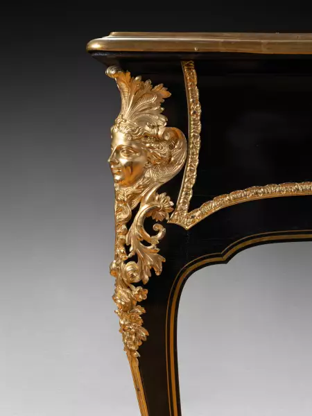 Bureau plat en placage d’ébène, François Lieutaud vers 1720