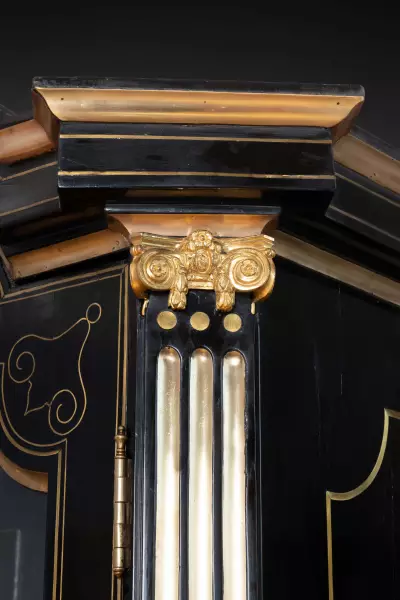 Bibliothèque Boulle à toiture en pagode, Paris vers 1700