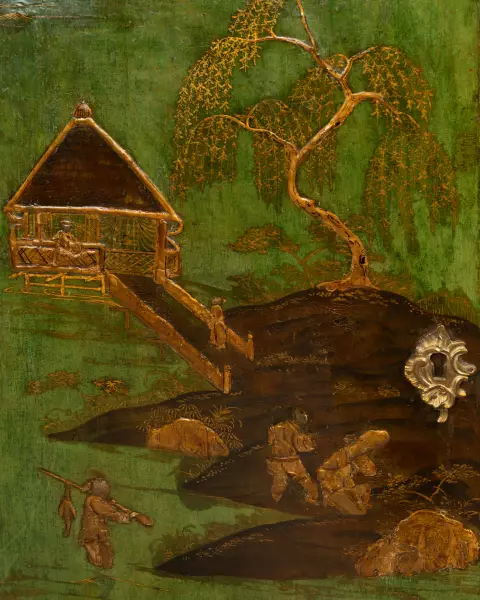 Paire d’encoignures en vernis Martin vert, Paris époque Louis XV