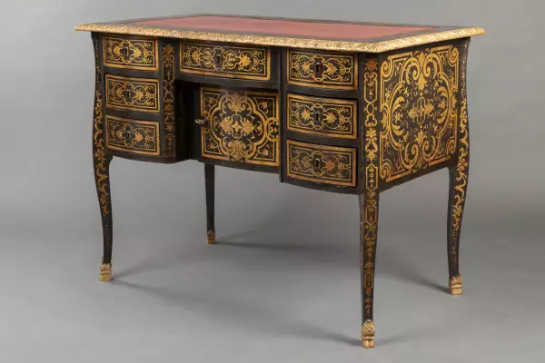Bureau Mazarin en laque à l’imitation de la marqueterie Boulle , époque Louis XIV