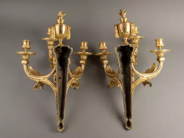Paire d’appliques aux lions par St Germain, Paris vers 1765