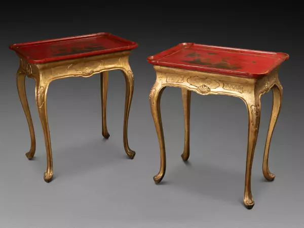 Paire de tables à thé, Angleterre début du XVIIIeme siècle