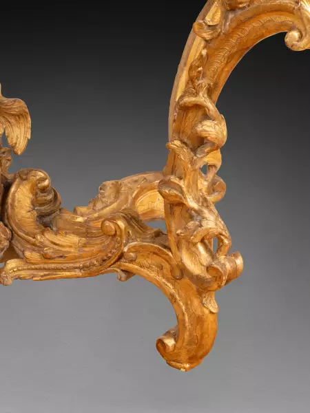 Console à rocailles asymétriques, Paris époque Louis XV vers 1750