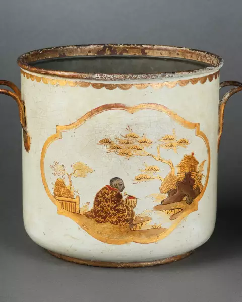 Suite de rafraîchissoirs en tôle vernie, Paris vers 1770