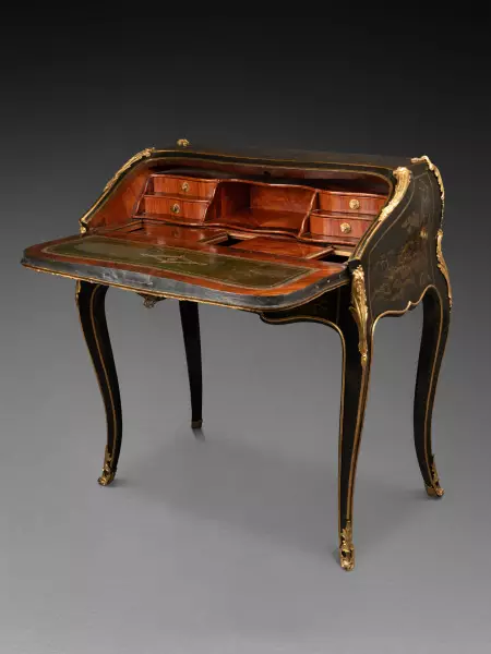 Bureau de pente en vernis martin par F. Rubestuck, Paris vers 1770