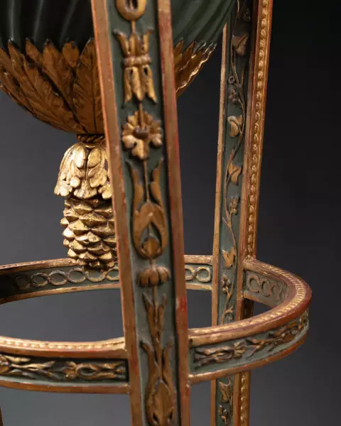 Jardinière en athénienne laquée et dorée, Piémont vers 1800
