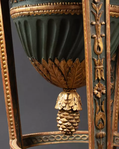 Jardinière en athénienne laquée et dorée, Piémont vers 1800