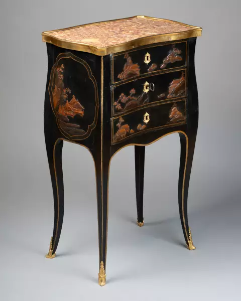 Table de salon en vernis martin par L.Boudin, Paris vers 1760