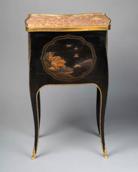Table de salon en vernis martin par L.Boudin, Paris vers 1760