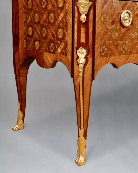 Commode à la Grecque par Pierre Denizot, Paris vers 1770