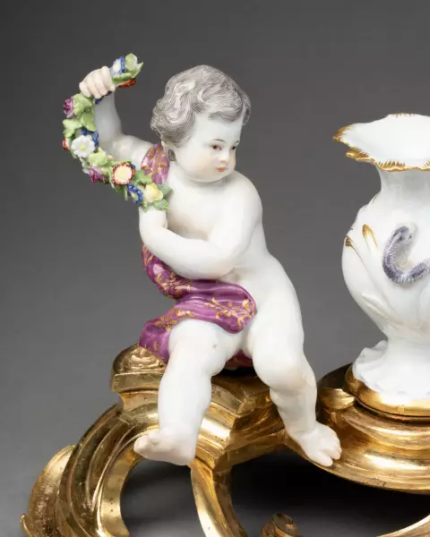 Paire de groupes les 4 saisons de Meissen vers 1750