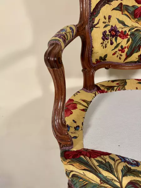 Importante bergère attribuée à Pierre Nogaret, Lyon, vers 1750