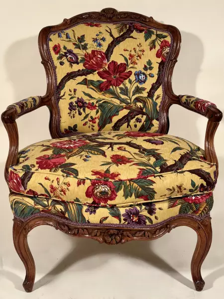 Importante bergère attribuée à Pierre Nogaret, Lyon, vers 1750