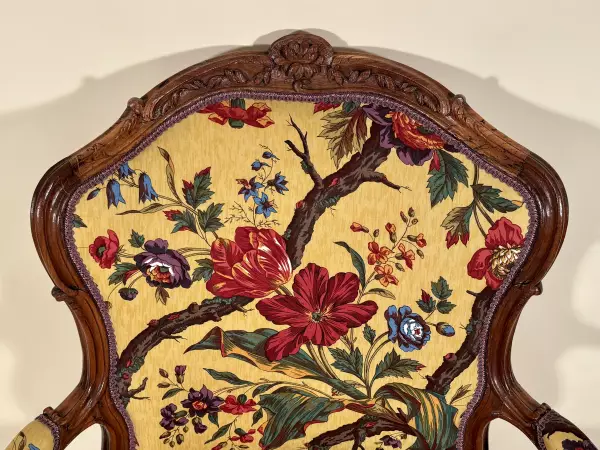 Importante bergère attribuée à Pierre Nogaret, Lyon, vers 1750