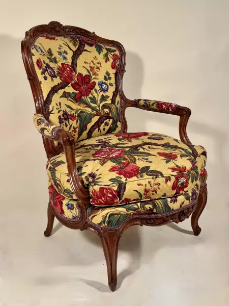 Importante bergère attribuée à Pierre Nogaret, Lyon, vers 1750