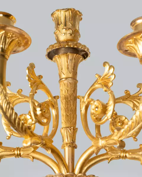 Paire d’appliques aux enfants ailés, Paris époque Empire 